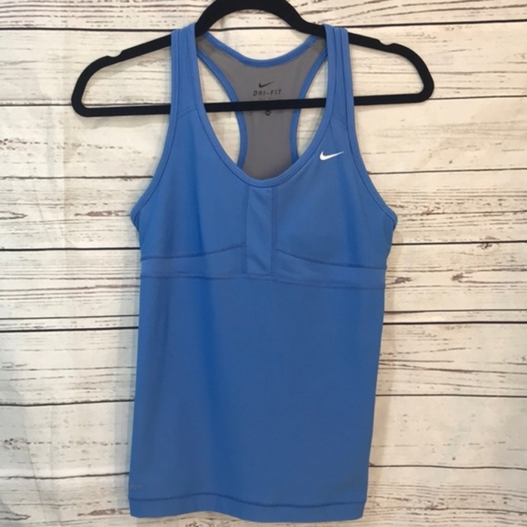 Nike Tops - Nike Dri-fit tank top with built in bra